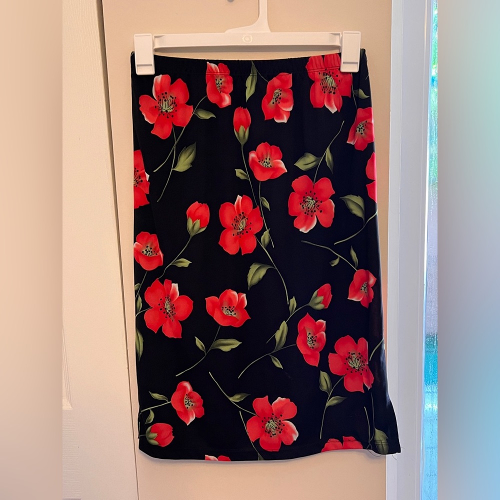 Vintage floral pencil skirt with elastic band